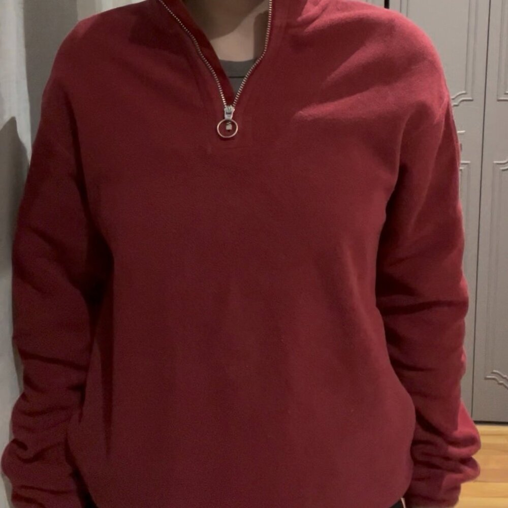 Nike woman fleece sweater